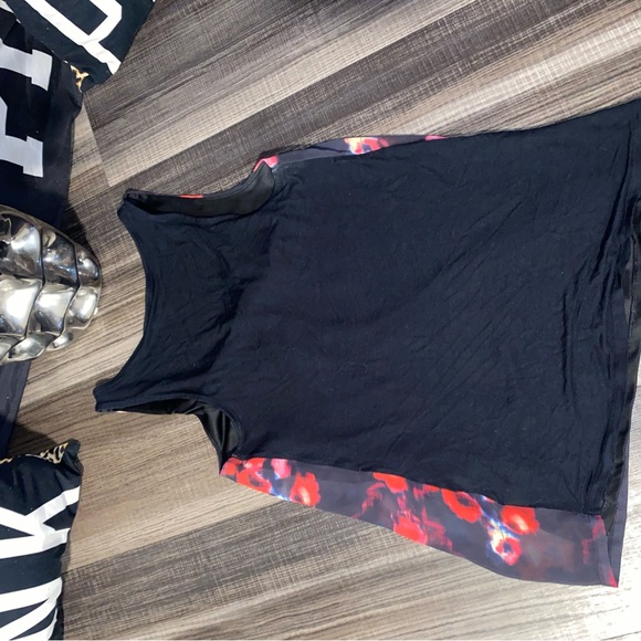 Express Black and Red Tank Top Floral Style - Picture 4 of 9
